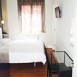 Rosal Hotel *
